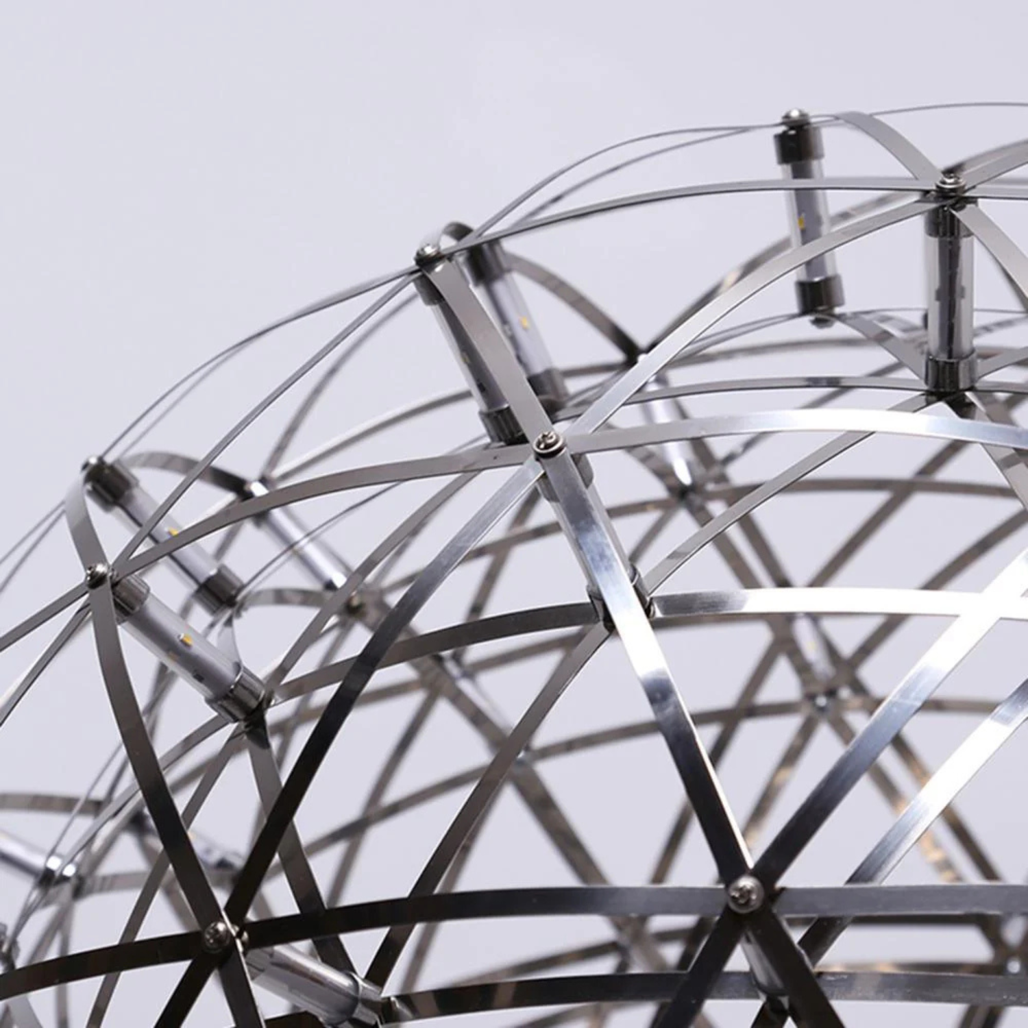 Geometric Sphere Pendant Lamp