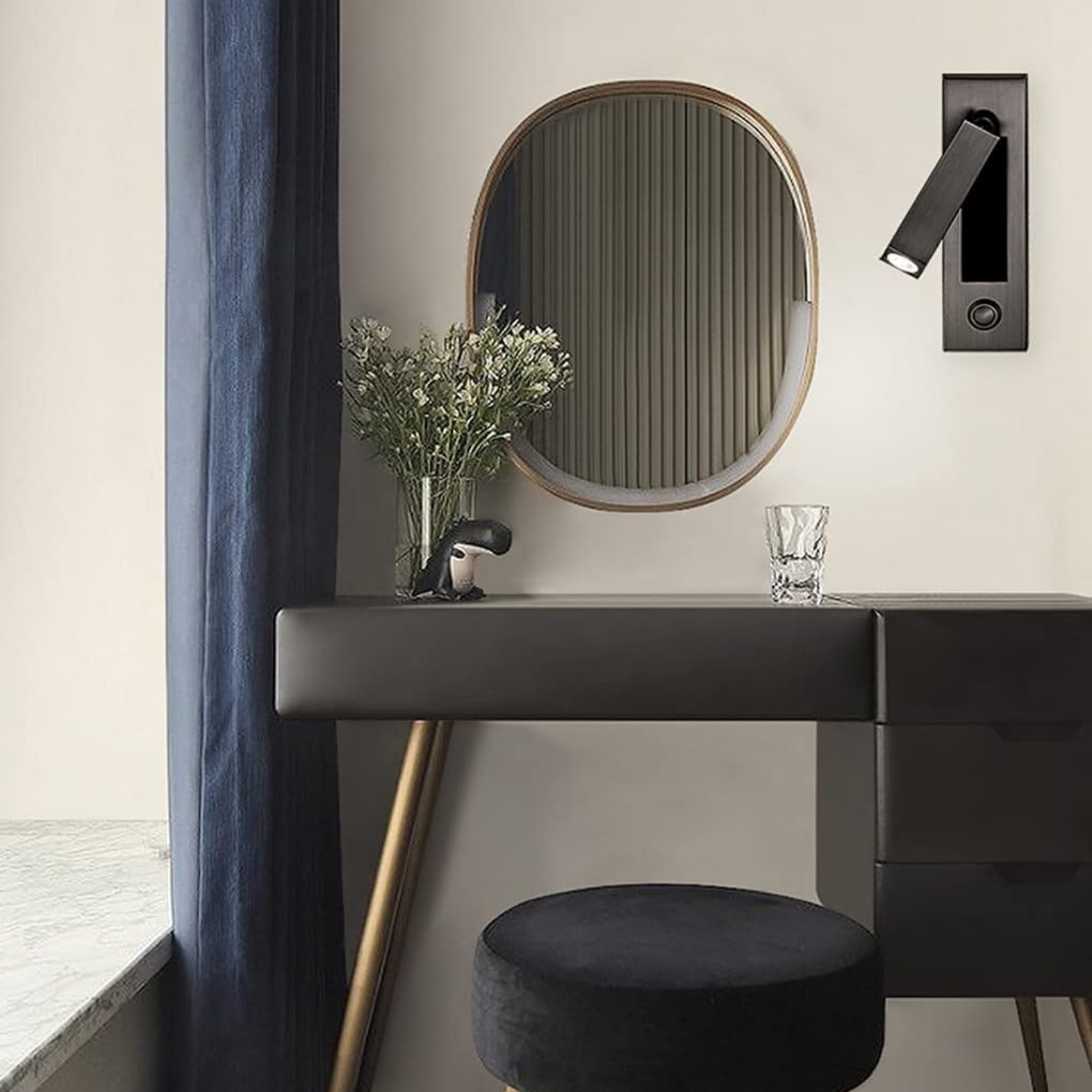 Minimalist Recessed Wall Lamp