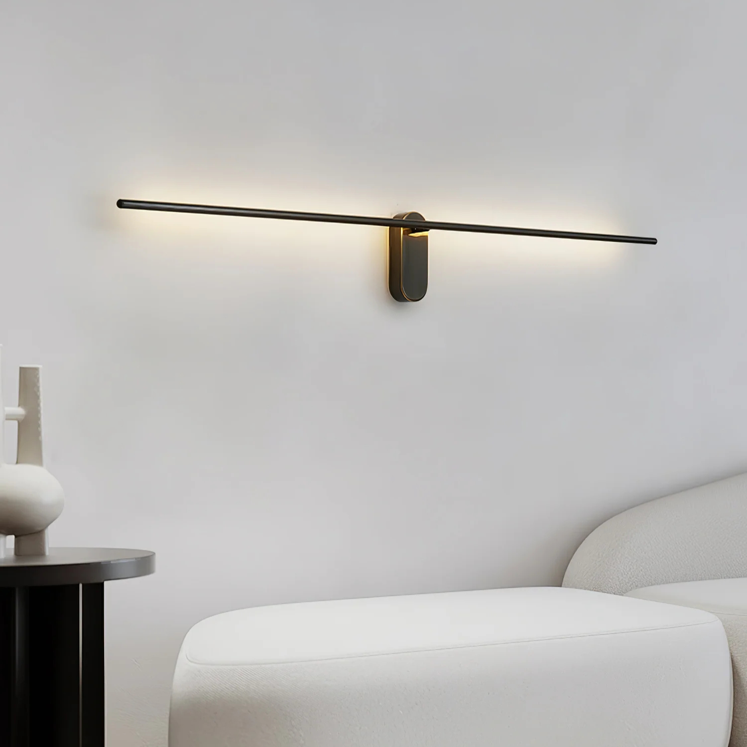 Slim Metal Wall Lamp