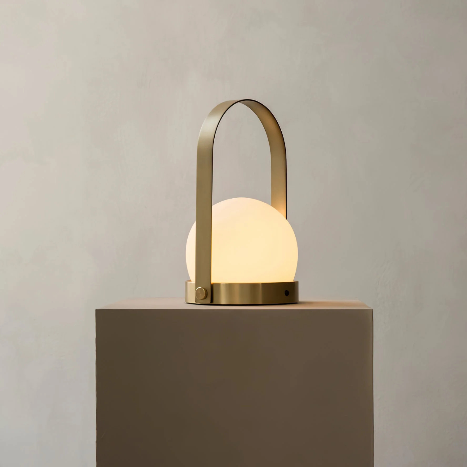 Gleam Table Lamp