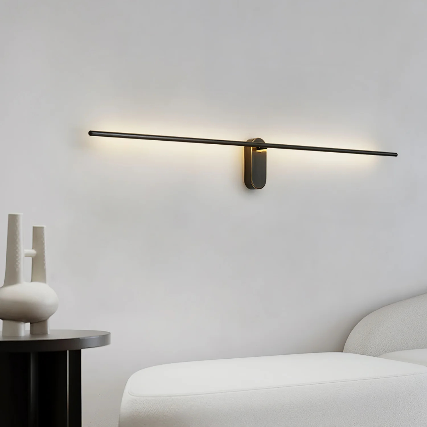 Slim Metal Wall Lamp