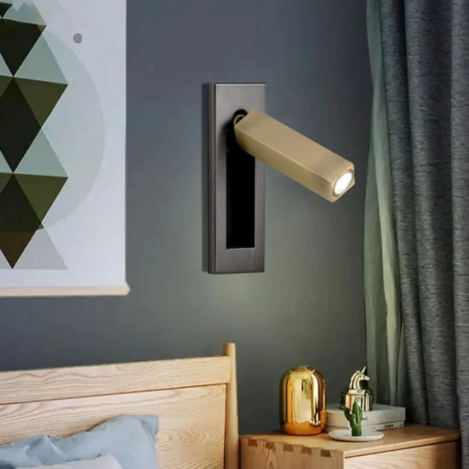 Minimalist Recessed Wall Lamp