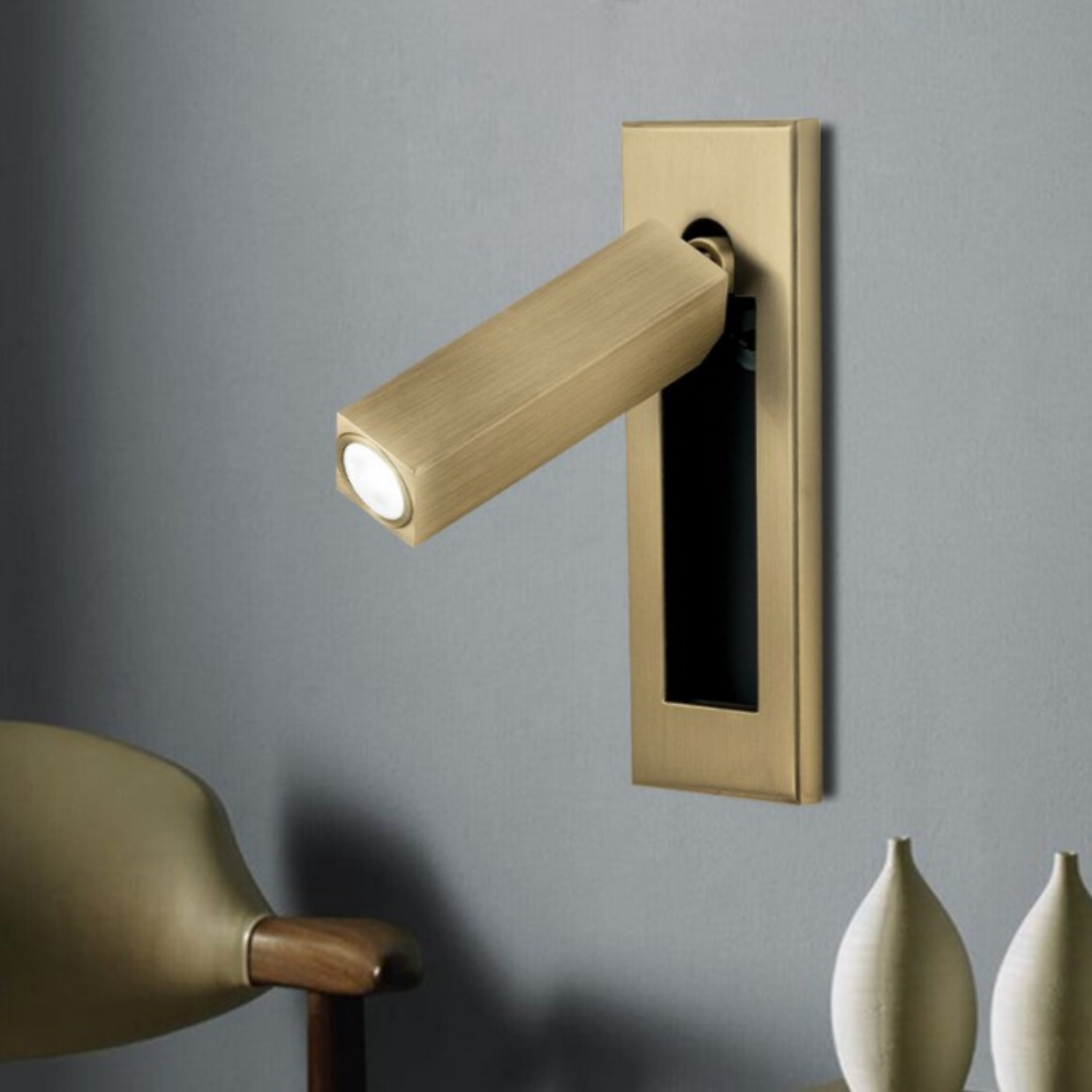 Minimalist Recessed Wall Lamp
