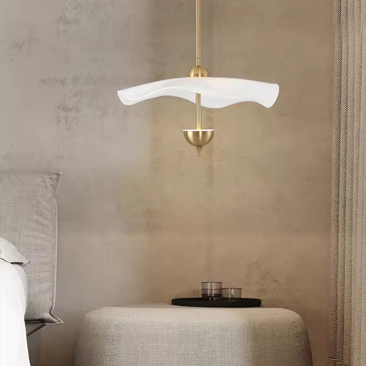 Flowing Pendant Lamp