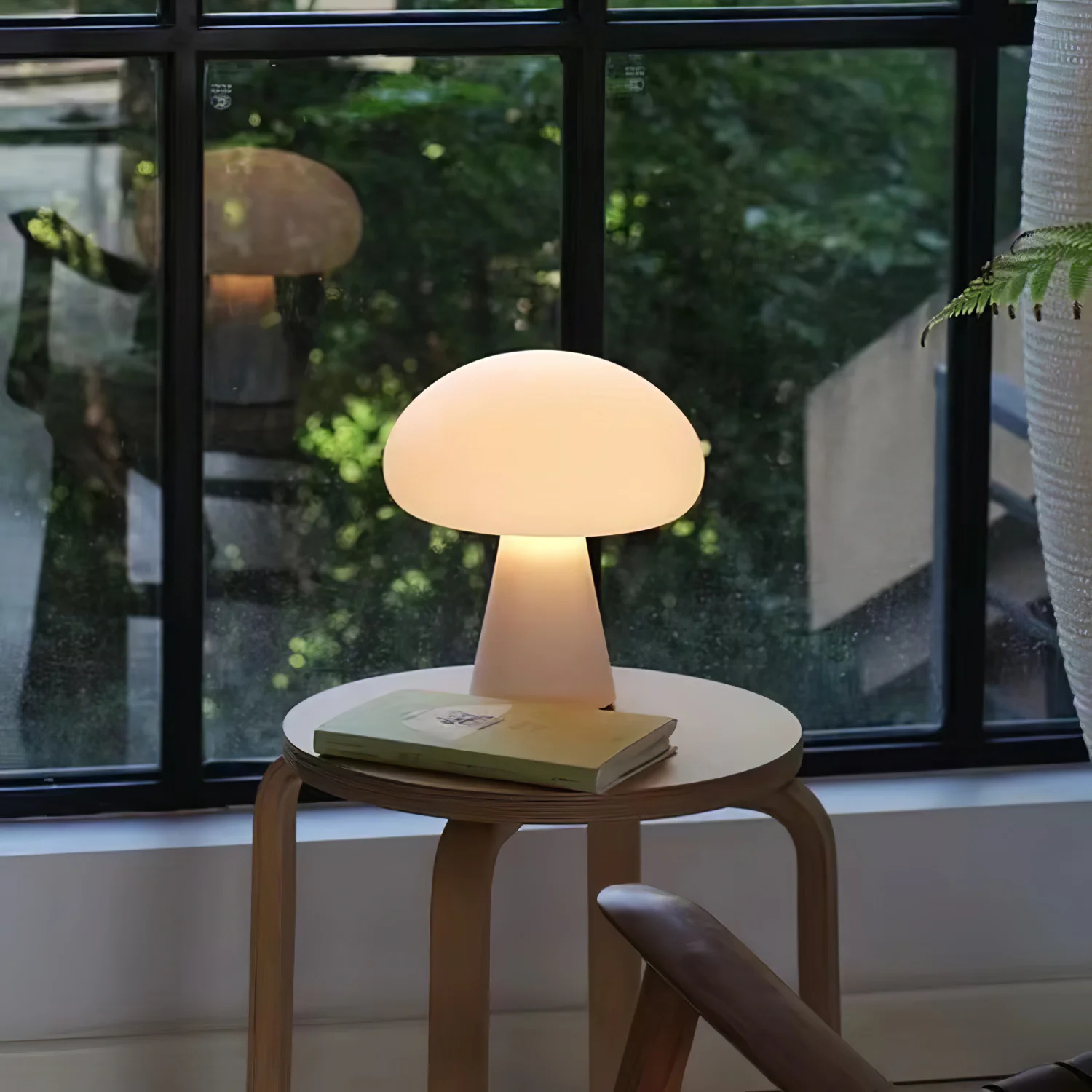 Mushroom Table Lamp
