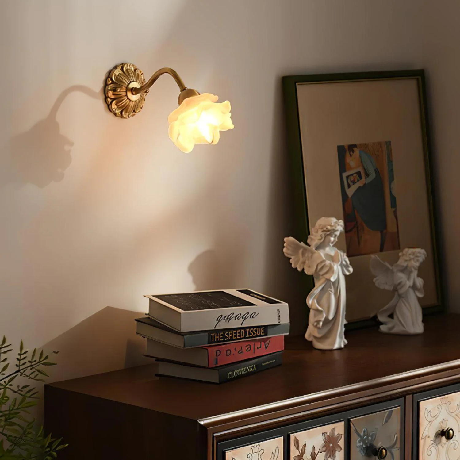 Floral Glass Wall Lamp